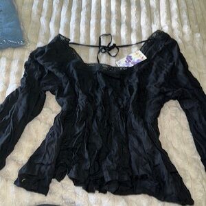 Medium black, baby doll peasant shirt